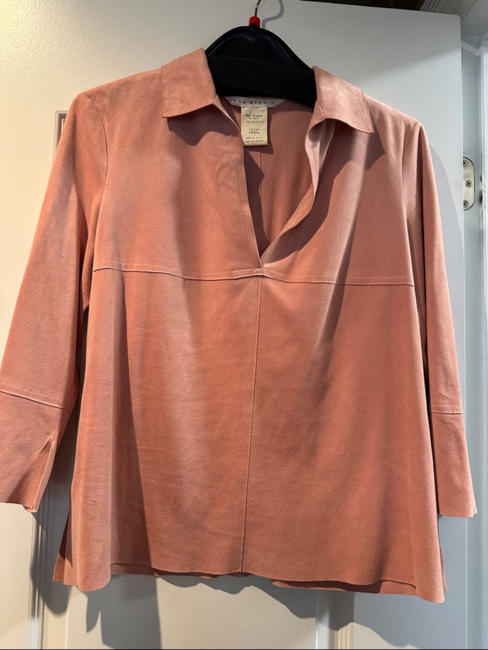 Max Studio Peach V‑Neck Collared Blouse